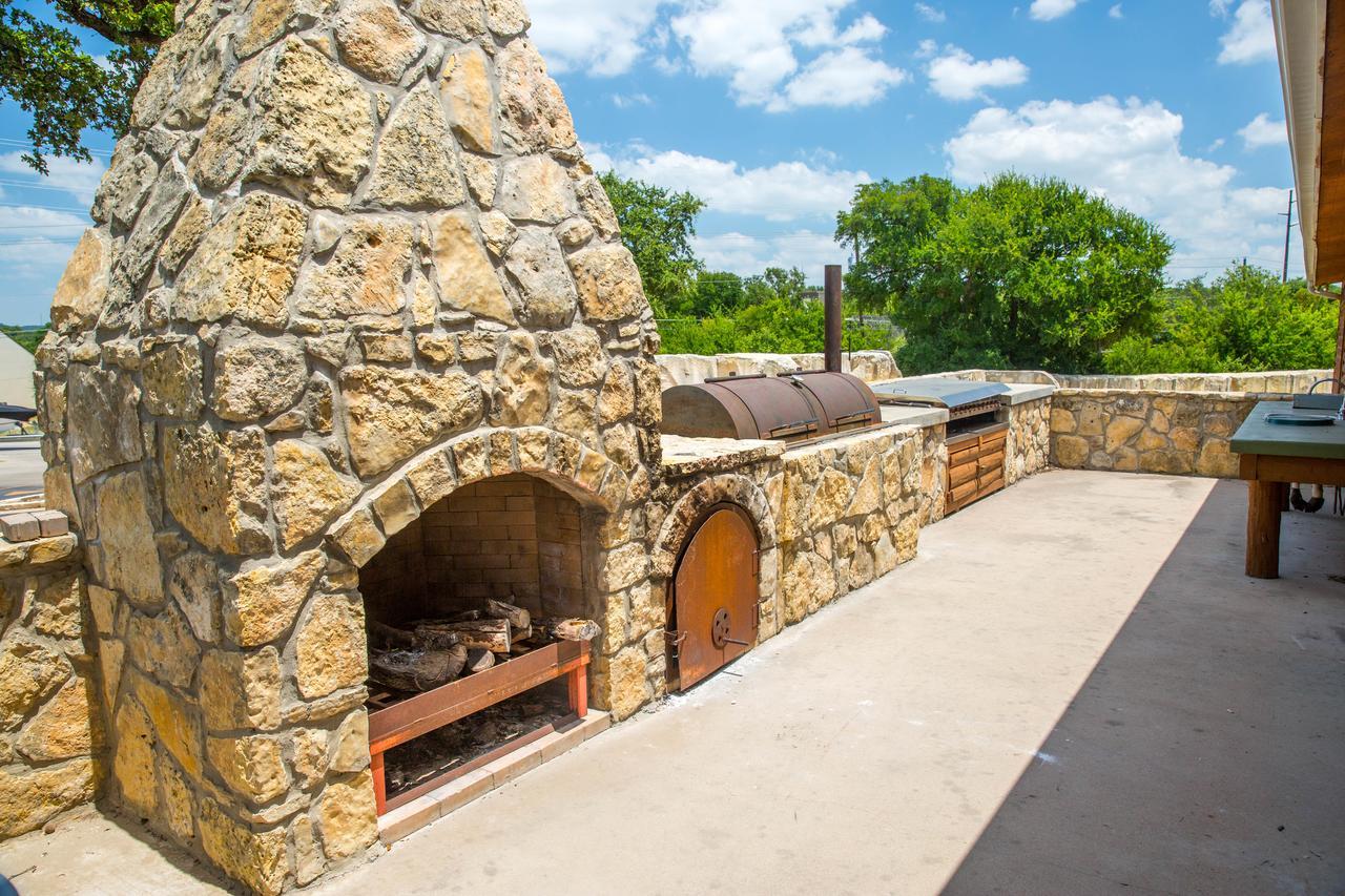 Sun Outdoors Lake Travis Hudson Bend Ngoại thất bức ảnh
